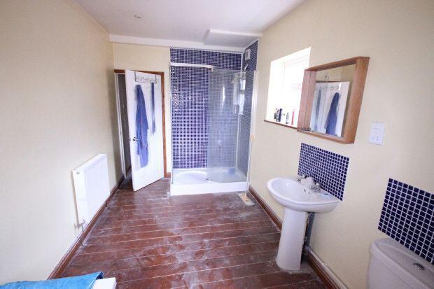 Bathroomphoto1