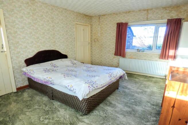 Bedroom 1 - 2
