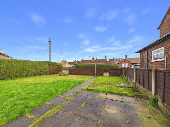 2 bed Semi-Detached Bungalow for sale Image 12