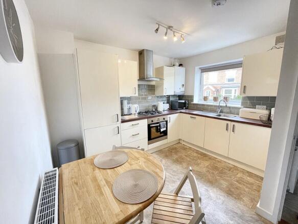 IMG_1025_20_kitch...