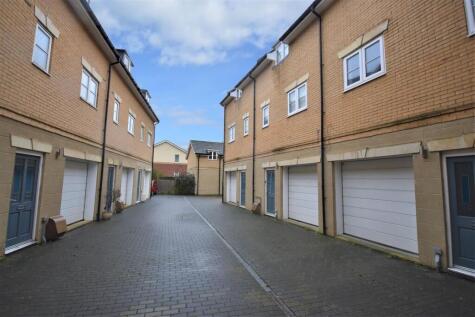 Park Road, Ryde, PO33 2FQ