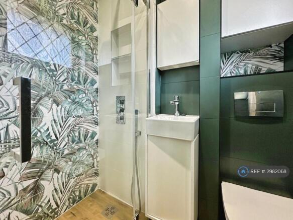 3 bed Semi-Detached to rent Image 9