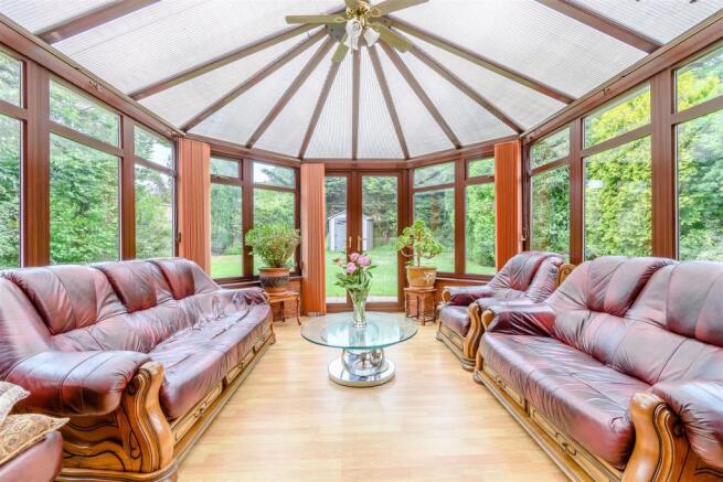 8469923-interior35.jpg