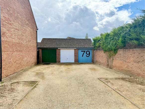 Garage.jpg