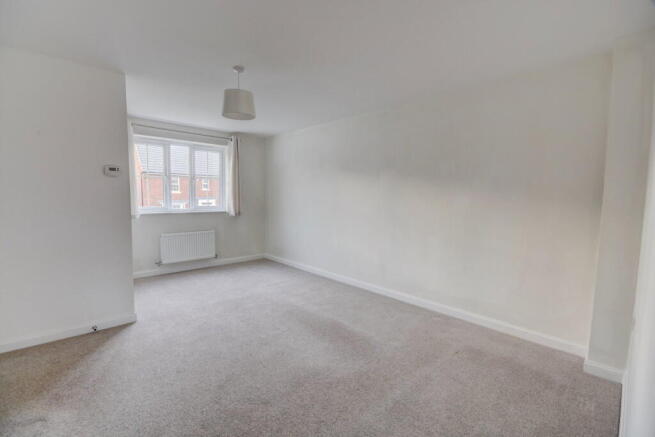 3 bed Semi-Detached for sale Image 5