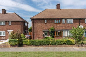 14, William Barefoot Drive, London SE9 3HU