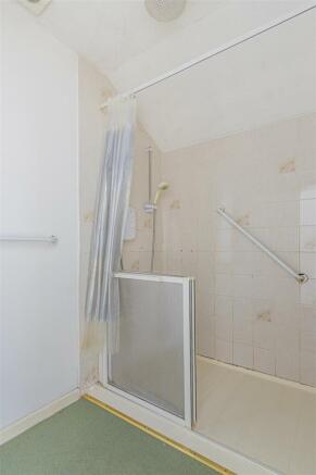 Splott Road 108 (10 of 12).jpg