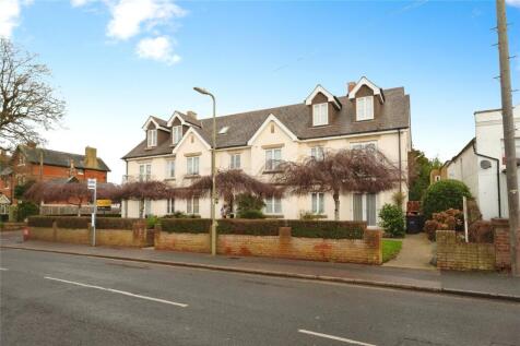 Station Road, Hayling Island, Hampshire, PO11