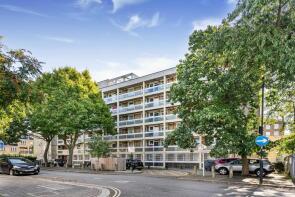 10, Winterslow House, Flaxman Road, London SE5 9DQ