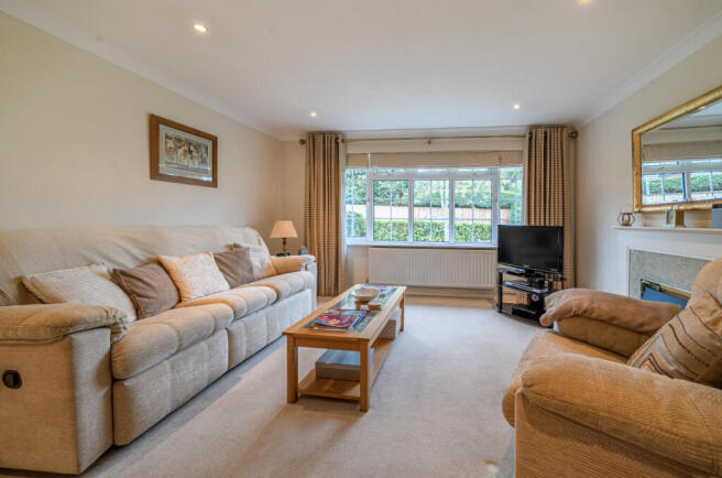 1363196-9-68e5308...