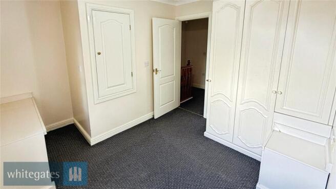 2 bed Terraced to rent Image 10