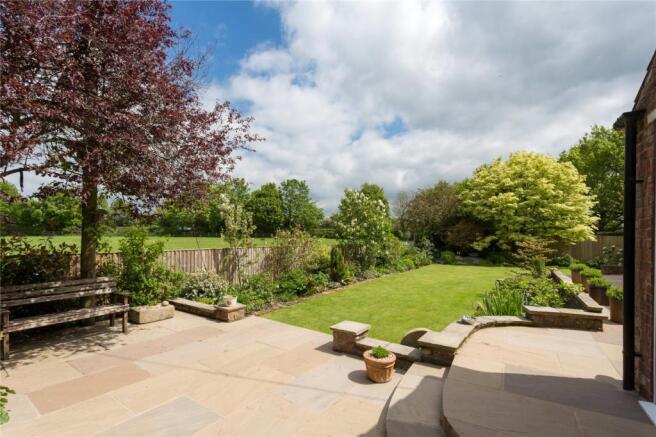 Rear Patio / Garden