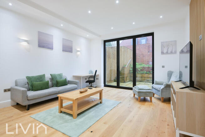 MAPLEHURST SQUARE, 7- (4)