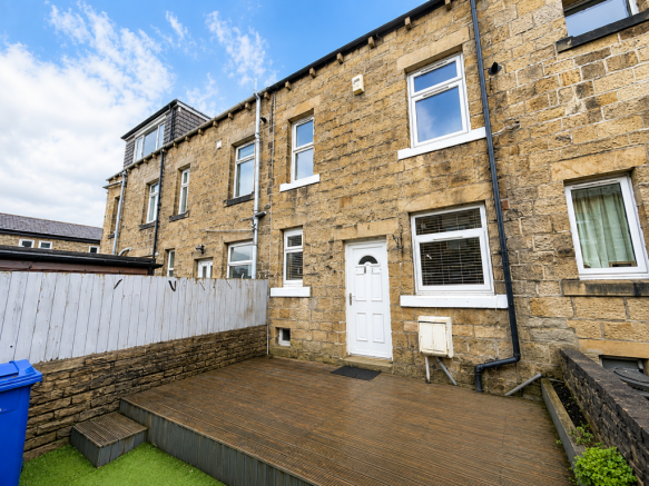 2 bed Terraced to rent Image 8