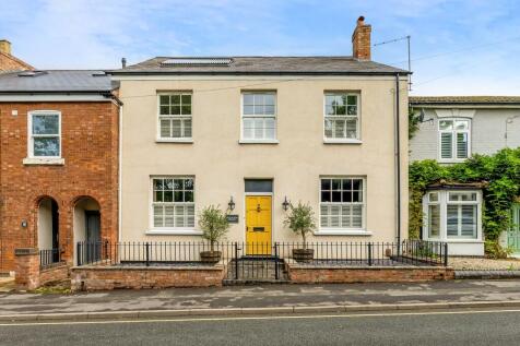 Upper Cape, Warwick, CV34