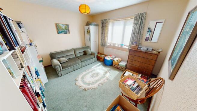 Lakeside Gardens Bedroom