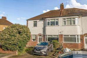 5a, Tudor Drive, Romford RM2 5LJ