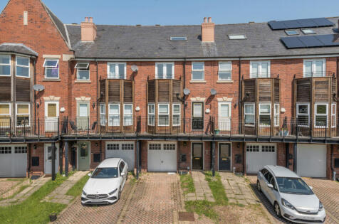 Huntington Crescent, Far Headingley, Leeds, LS16