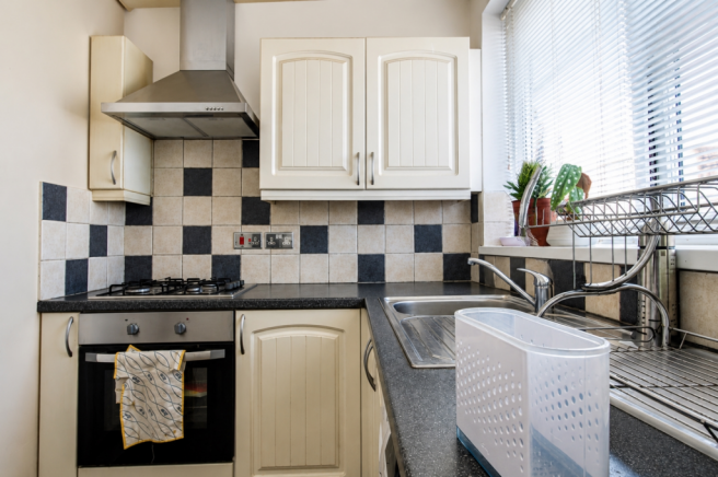Kitchen 1