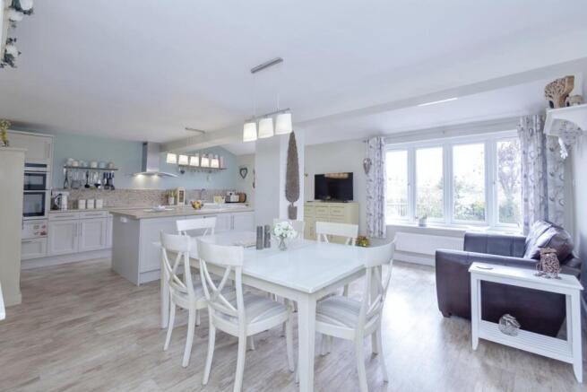 Living Kitchen