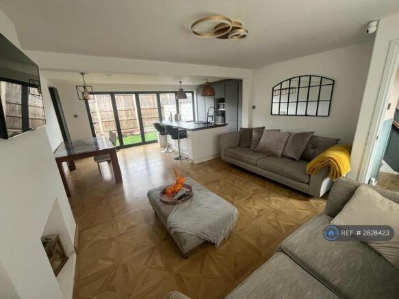 Living/Kitchen