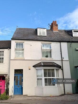 3 bed Maisonette to rent Image 8