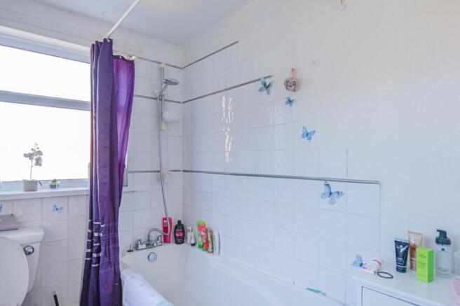 2 bed Terraced for sale Image 6