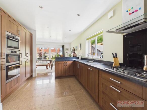 Eden Court, Gwersyllt, LL11 photo 3