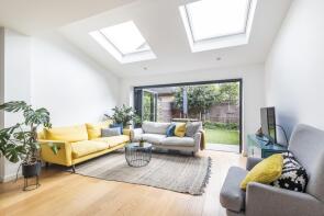 60, Wycliffe Road, London SW11 5QR