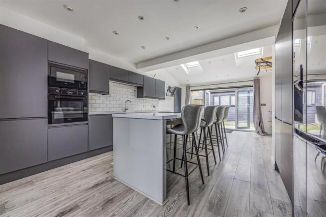 7 Spinney Close, Waterlooville-PorticoMarketing-So