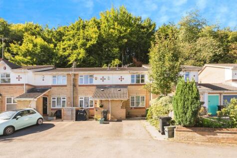Evans Close, St. Annes Park, Bristol, BS4