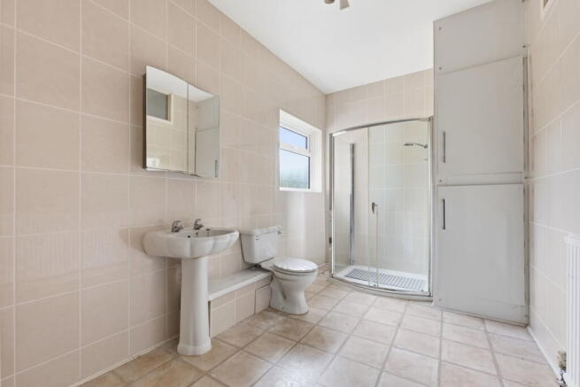 3 bed Detached Bungalow for sale Image 11