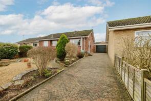 3, Hawthorn Close, Worlingham NR34 7DH