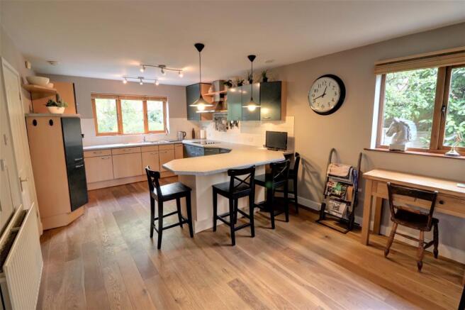 Kitchen Diner 1