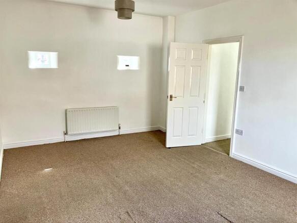 Terraced to rent Image 10
