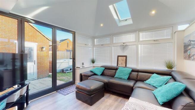 INSULATED CONSERVATORY