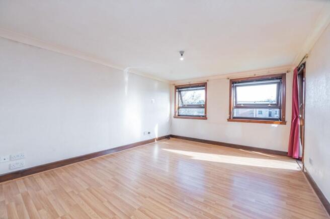 3. Living Room (1).jpg