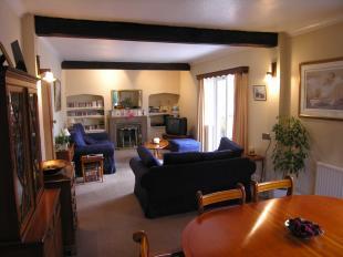 Sitting/Dining Room