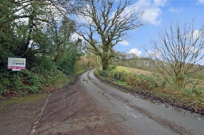 Country Lane Location