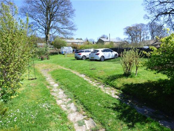 Extra Parking/Garden