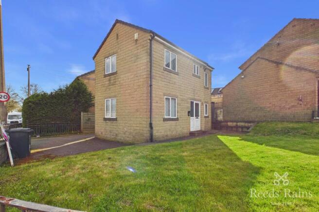 3 bed Detached for sale Image 12