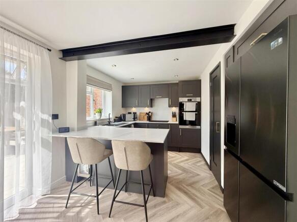 Kitchen/Dining Room