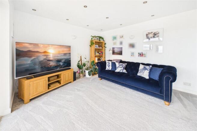 3 bed Detached for sale Image 11