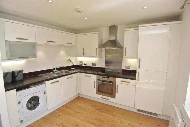 Kitchen.JPG