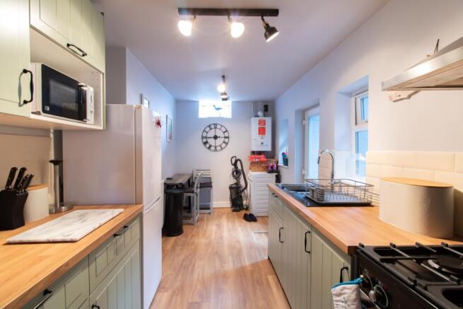 3 bed Terraced for sale Image 4