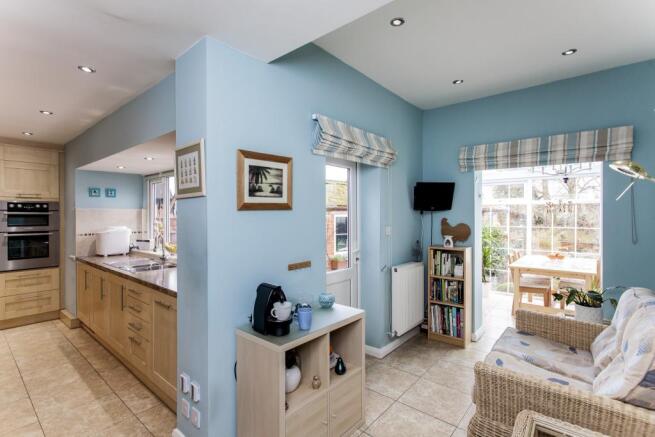 Kitchen/Breakfast Ro