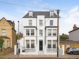 25, Rossiter Road, London SW12 9RY