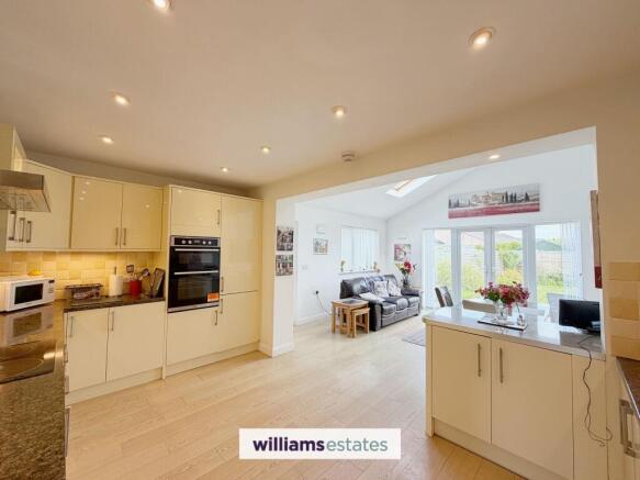 Kitchen / Diner
