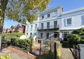 Basement Flat, 132, London Road, Cheltenham GL52 6HJ