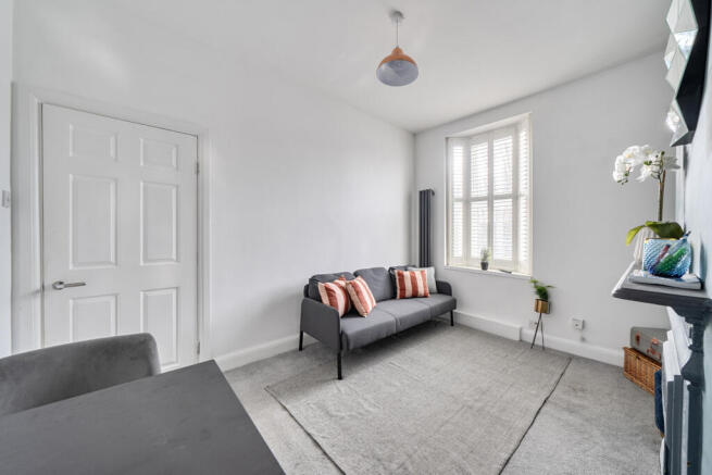 1409430-4-6989bb5...